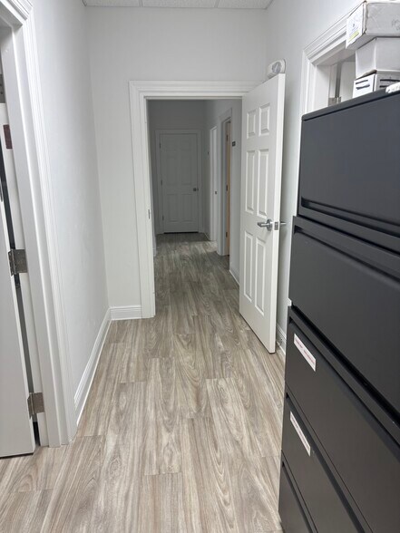 More Photos Of 3606 Maclay Blvd S, Tallahassee Medical For Lease