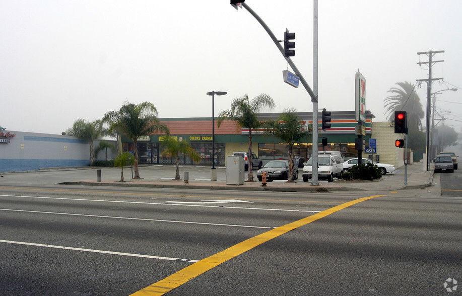 Primary Photo Of 1872-1878 Pacific Coast Hwy, Lomita Freestanding For Lease