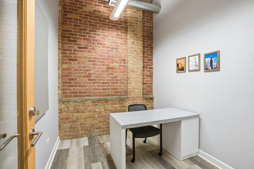 More Photos Of , Chicago Office For Sale