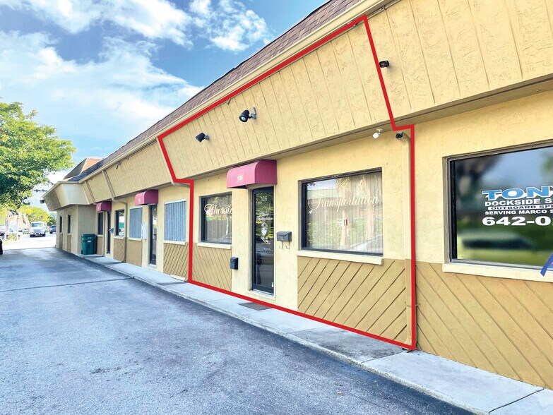More Photos Of 960 Chalmer Dr, Marco Island Light Manufacturing For Sale
