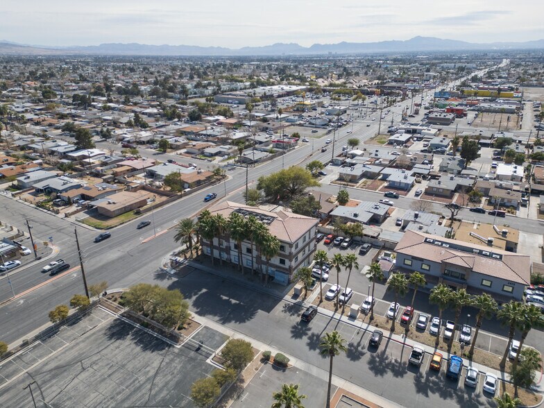 More Photos Of 2465 Reynolds Ave, North Las Vegas Medical For Lease