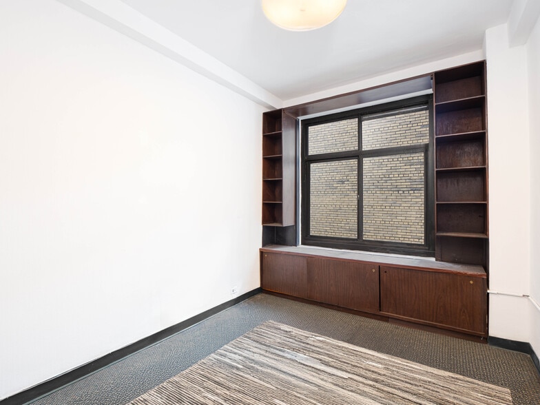 More Photos Of 1167-1175 Park Ave, New York Apartments For Sale