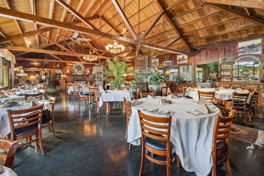 More Photos Of 13300 Big Basin Way, Boulder Creek Restaurant For Sale