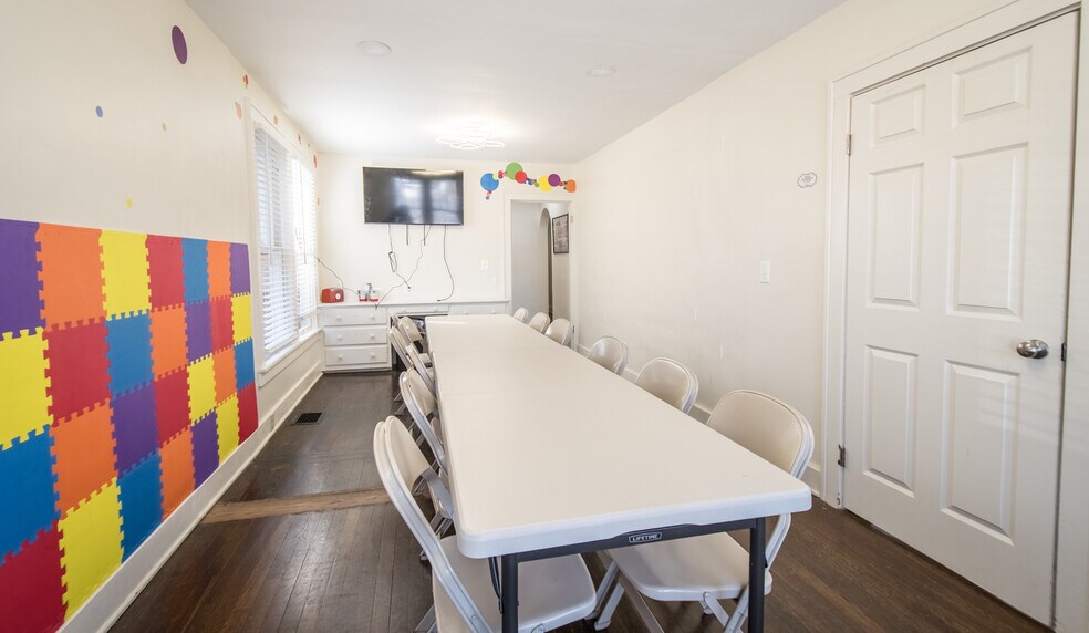 More Photos Of 179 E Main St, Plain City Loft Creative Space For Lease