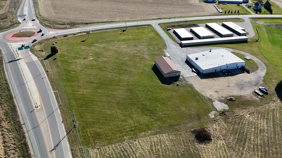 More Photos Of 4414 State Road 92, Brooklyn Industrial For Lease
