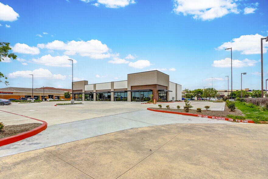 More Photos Of 25116 Market Place Dr, Katy Storefront Retail Office For Lease