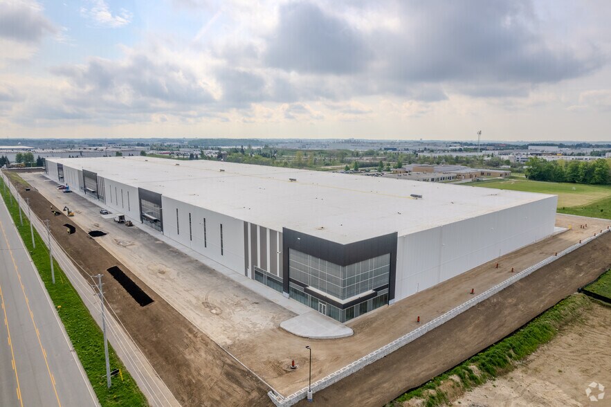 More Photos Of 100 Allendale Rd, Cambridge Distribution For Lease