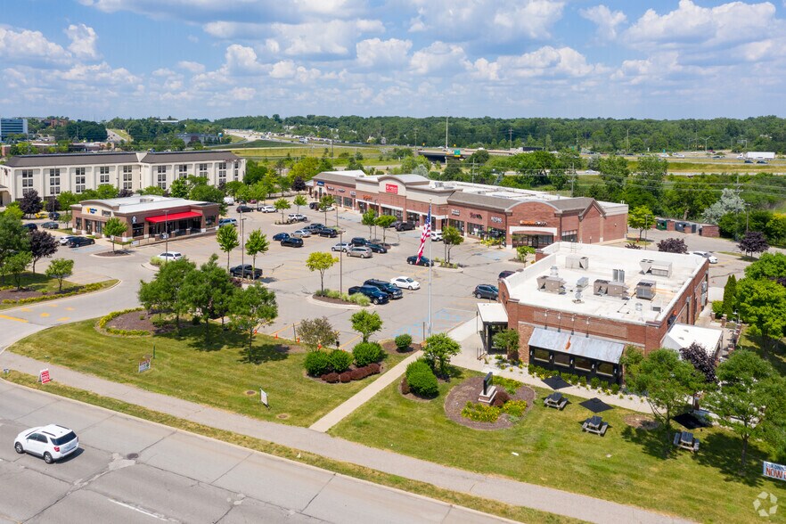 More Photos Of 20420-20580 Haggerty Rd, Northville Unknown For Lease