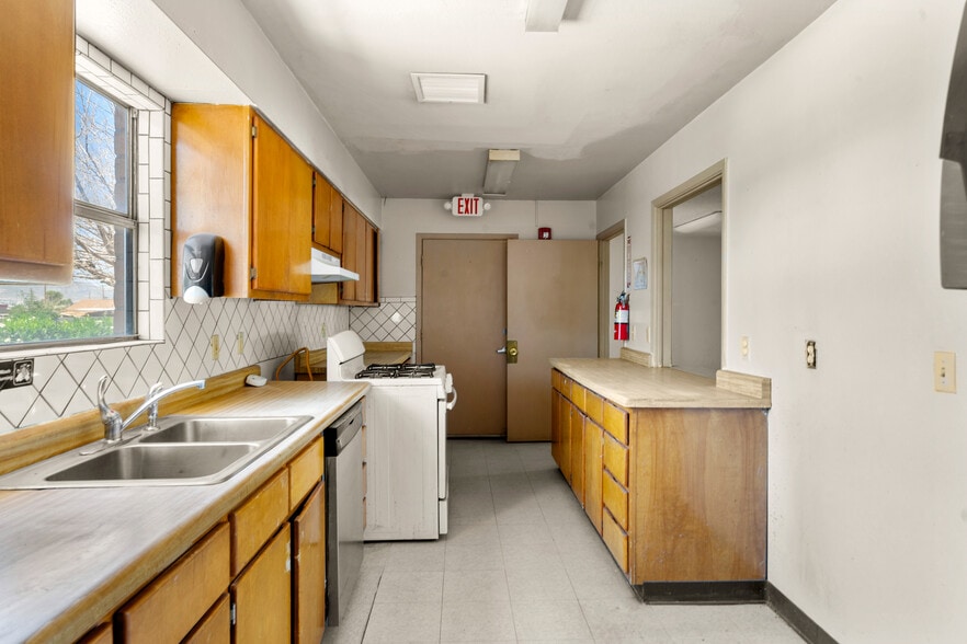 More Photos Of 5314 Blanco Ave, El Paso Office Residential For Sale