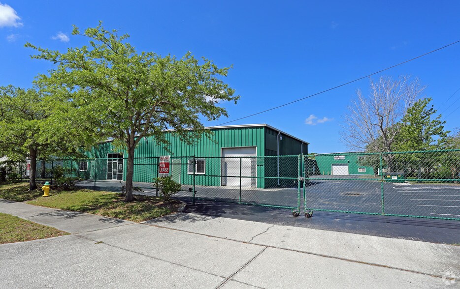 More Photos Of 11838-11870 62nd St, Largo Warehouse For Lease