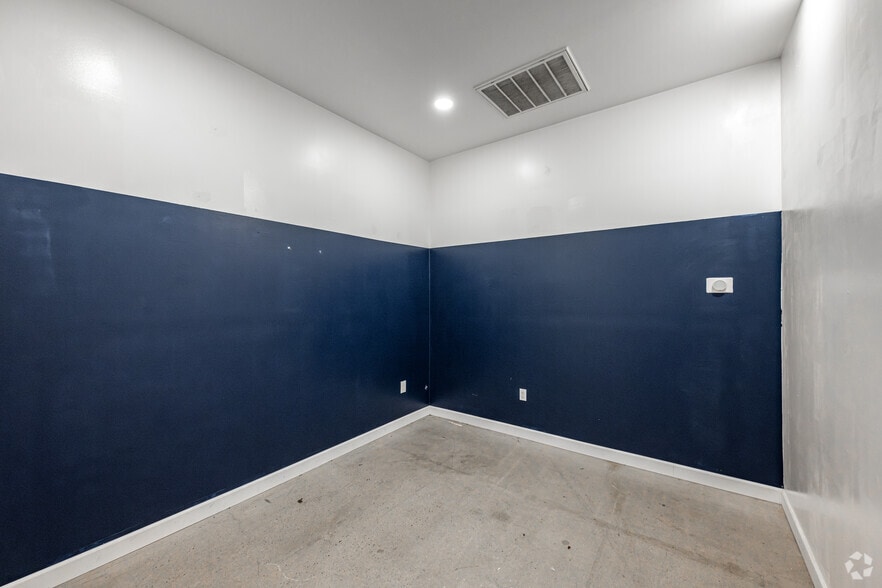 More Photos Of 256 Stowell St, Upland Unknown For Lease