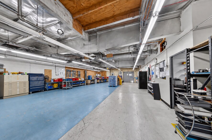 More Photos Of 8484 San Fernando Rd, Sun Valley Warehouse For Lease