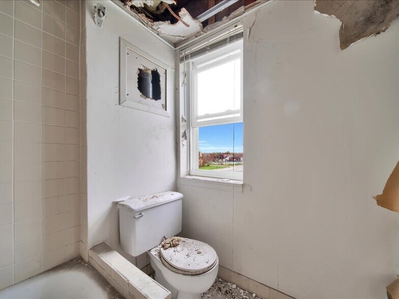 More Photos Of 280 Richton St, Highland Park Apartments For Sale