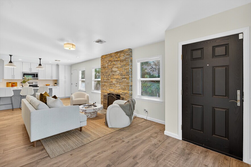 More Photos Of , Tujunga Multifamily For Sale