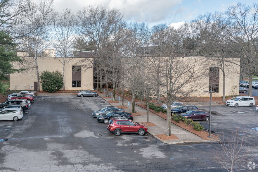 More Photos Of 50 Vantage Way, Nashville Office For Lease
