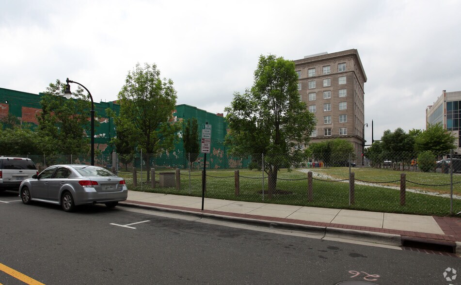 More Photos Of 110 N Corcoran St, Durham Office For Lease