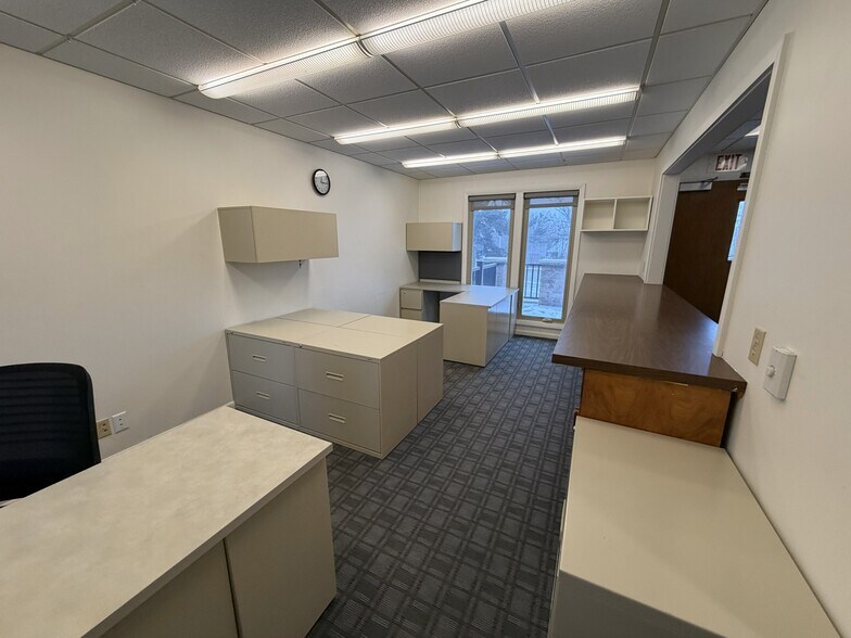 More Photos Of 672 E Royalton Rd, Broadview Heights Office For Sale