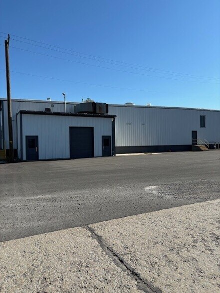 More Photos Of 225 S Lodestone Way, Tooele Warehouse For Lease