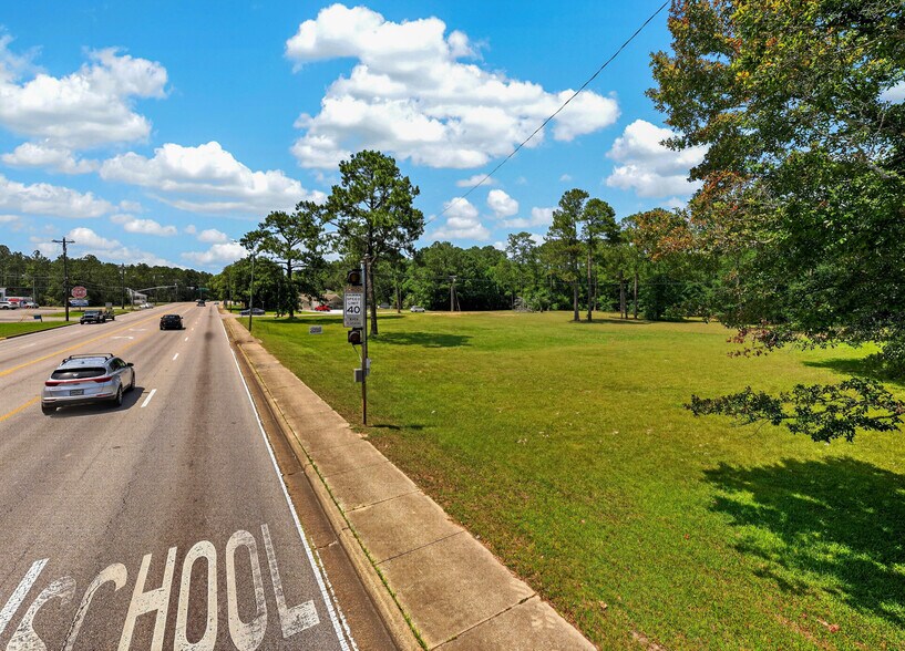 More Photos Of 4212 Gautier Vancleave Rd, Gautier Land For Sale