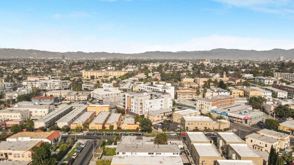 More Photos Of 2808 S Norton Ave, Los Angeles Apartments For Sale