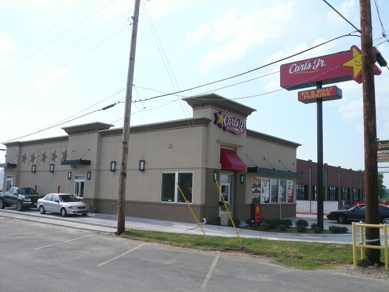 More Photos Of 1850 W Muskogee Ave, Tahlequah Fast Food For Lease