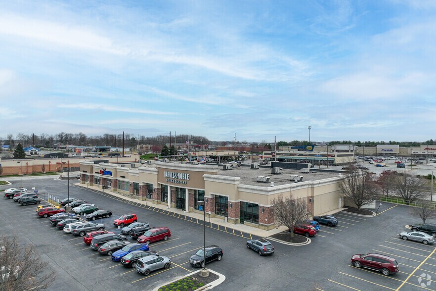 More Photos Of 150 Silhavy Rd, Valparaiso Storefront For Sale