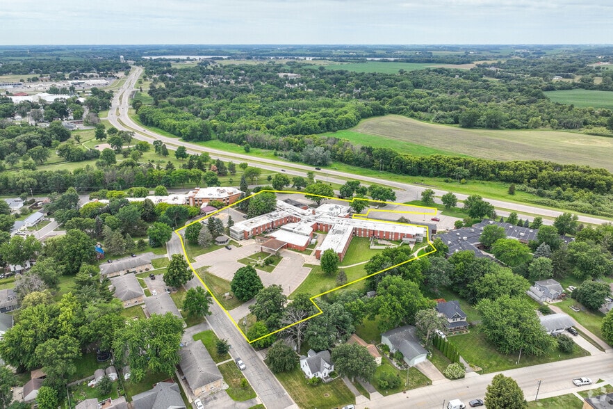 More Photos Of 901 Luther Pl, Albert Lea Skilled Nursing Facility For Sale