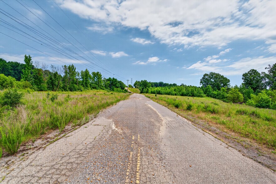 More Photos Of 957 Truck Plaza Ln, Calvert City Land For Sale