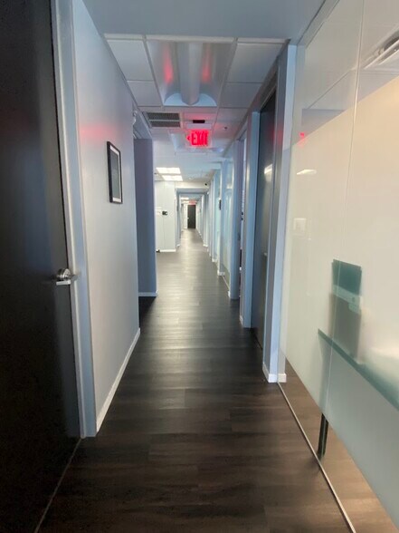 More Photos Of 14 NE 1st Ave, Miami Office For Sale