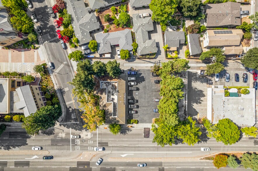 More Photos Of 451 W El Camino Real, Mountain View Freestanding For Sale