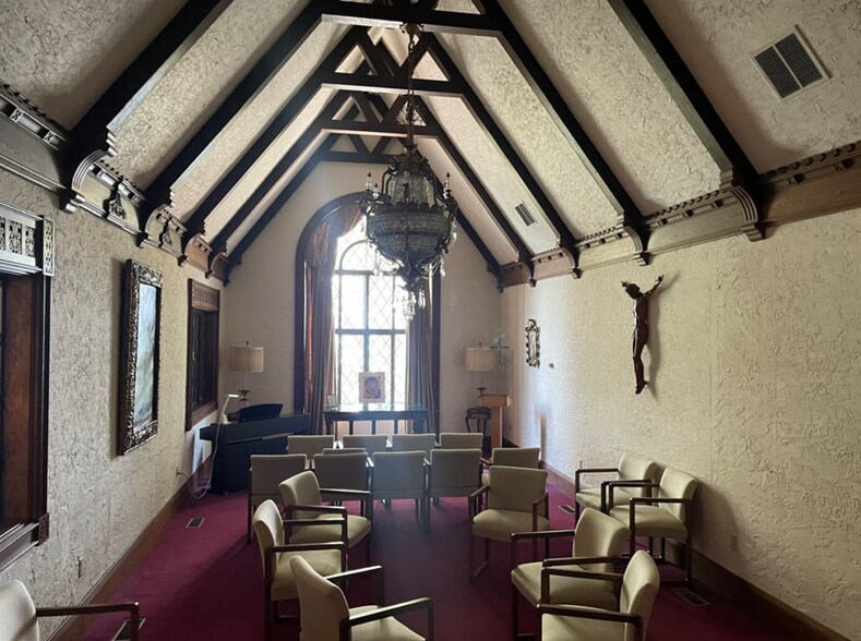 More Photos Of 621 1st Ave S, Buffalo Specialty For Sale