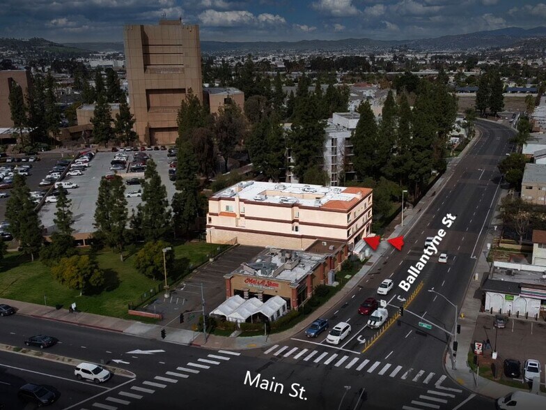 Primary Photo Of 120 Ballantyne St, El Cajon Apartments For Lease