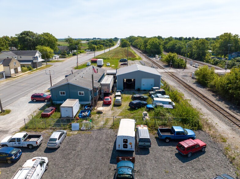 More Photos Of 300 Railroad Ave, Wheeler Auto Repair For Sale