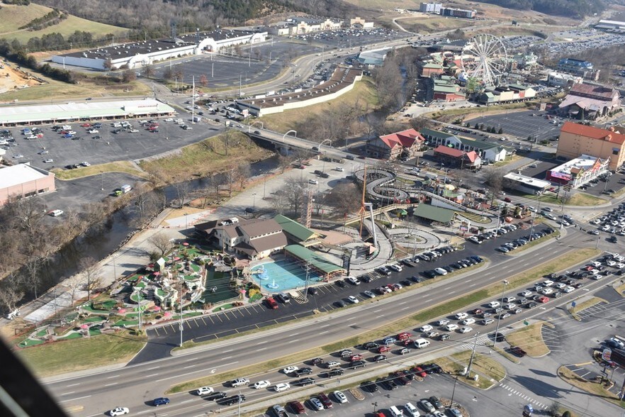 More Photos Of 2575 Parkway, Pigeon Forge Land For Lease