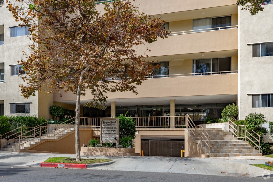 More Photos Of 303 N Swall Dr, Beverly Hills Apartments For Sale