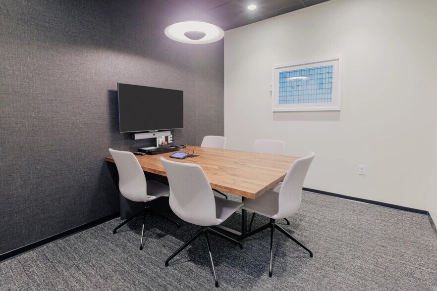 More Photos Of 14 Ridge Sq NW, Washington Coworking Space