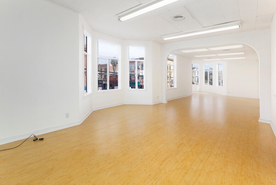 More Photos Of 3505 20th St, San Francisco Office For Lease
