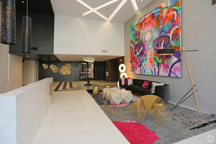 More Photos Of 1501 Island Ave, San Diego Apartments For Lease