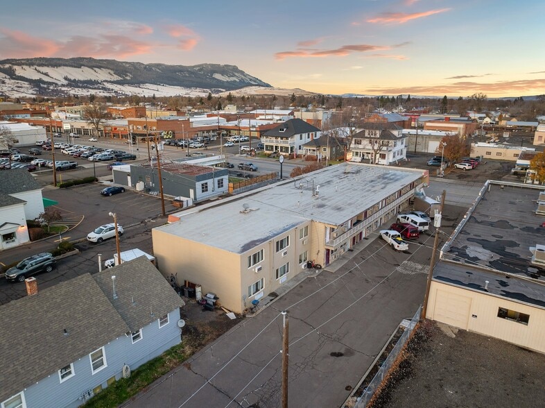 More Photos Of 1510 Adams Ave, La Grande Hotel For Sale