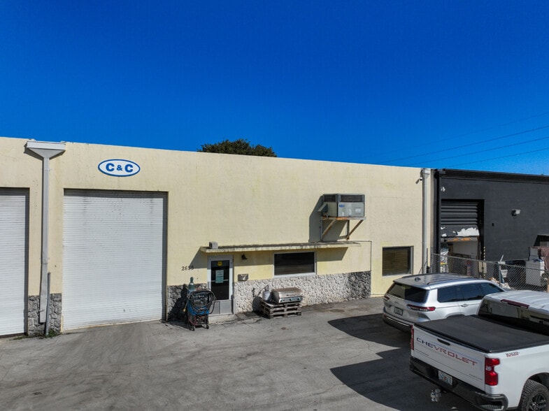 More Photos Of 2655 NE 188th St, Miami Warehouse For Lease