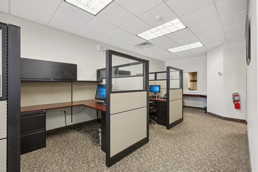 More Photos Of 401 Hamburg Turnpike, Wayne Medical For Sale