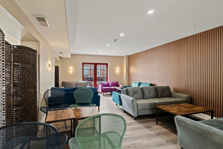 More Photos Of 1627 E Passyunk Ave, Philadelphia Storefront Retail Residential For Sale