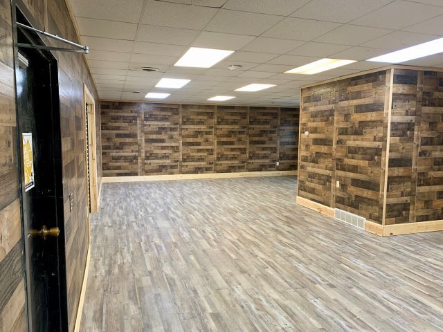 More Photos Of 7062 US Highway 31, Grawn Refrigeration Cold Storage For Lease