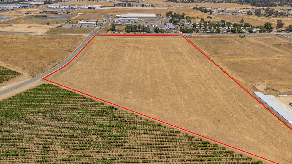 Primary Photo Of Kennedy Street and Westberry Blvd SEC & SWC, Madera Land For Sale