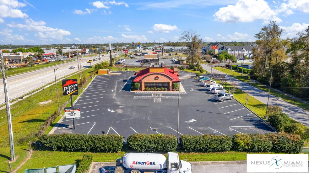 More Photos Of 2185 Post Oak, Marianna Fast Food For Sale