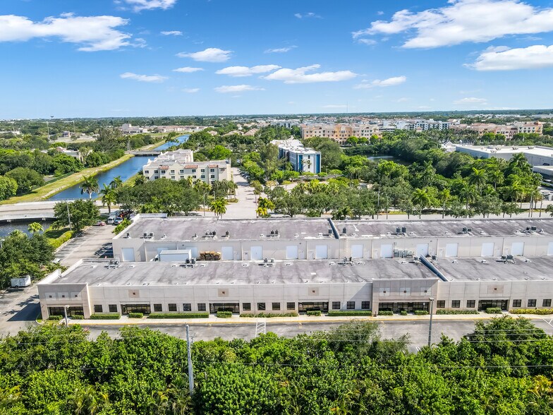 Primary Photo Of 2433-2463 Quantum Blvd, Boynton Beach Showroom For Lease