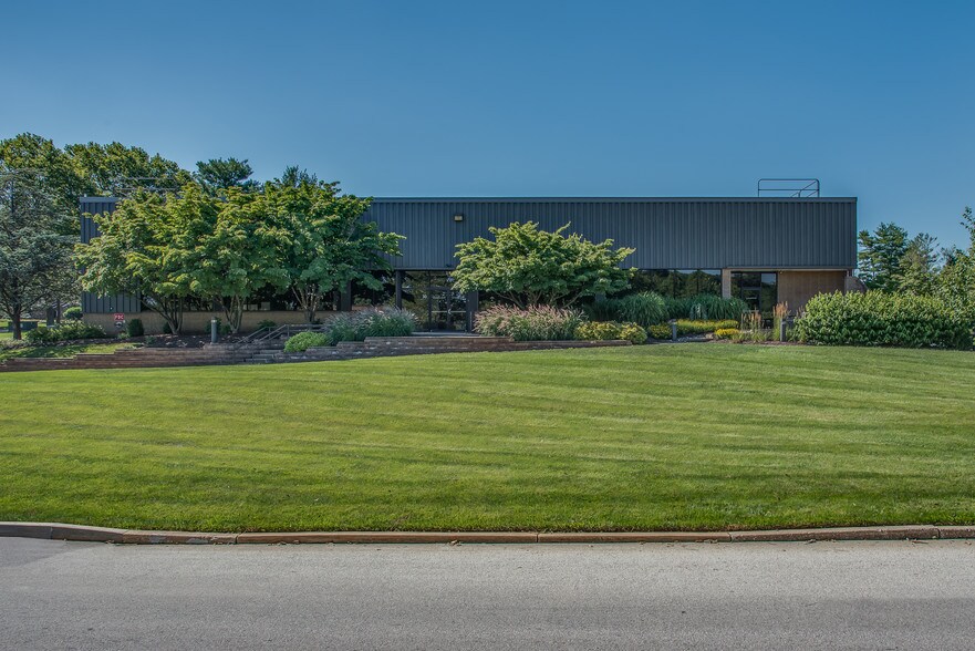 More Photos Of 30 Great Valley Pky, Malvern Warehouse For Lease