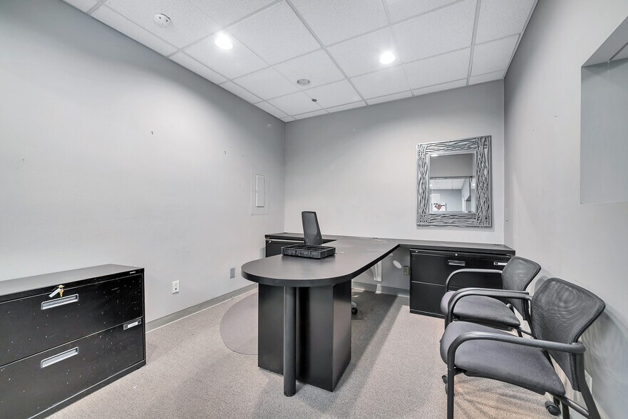 More Photos Of 2860 E Thousand Oaks Blvd, Thousand Oaks Office For Lease