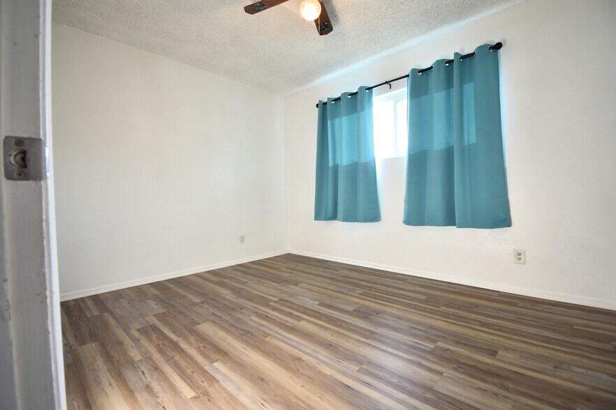 More Photos Of 25235 Pacific St, San Bernardino Apartments For Sale