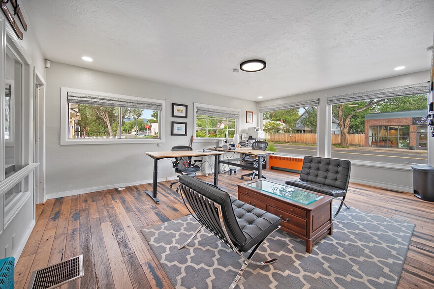 More Photos Of 1501 W Colorado Ave, Colorado Springs Storefront Retail Residential For Sale